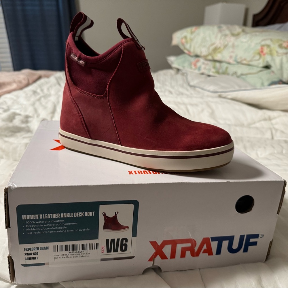XTRATUF Women's Red Ankle Boots